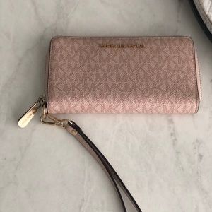 COPY - COPY - Michael Kors wallet